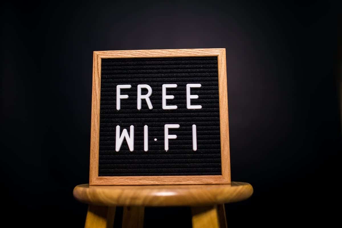Les meilleures astuces pour se connecter au réseau FreeWifi Secure gratuitement